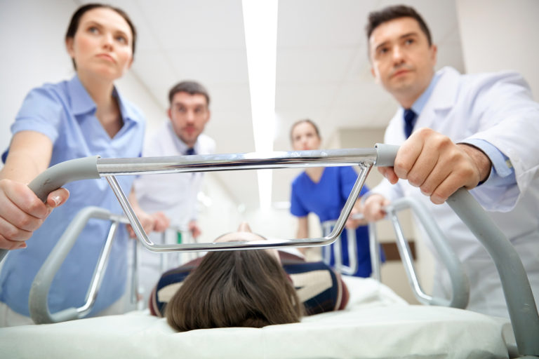 how-to-become-an-emergency-room-nurse-salary