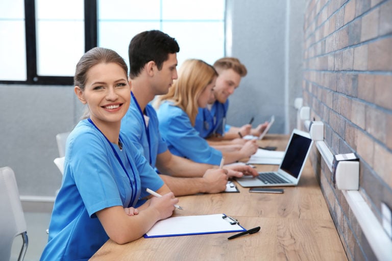 Top NCLEX Review Courses: Reviewing the Reviews